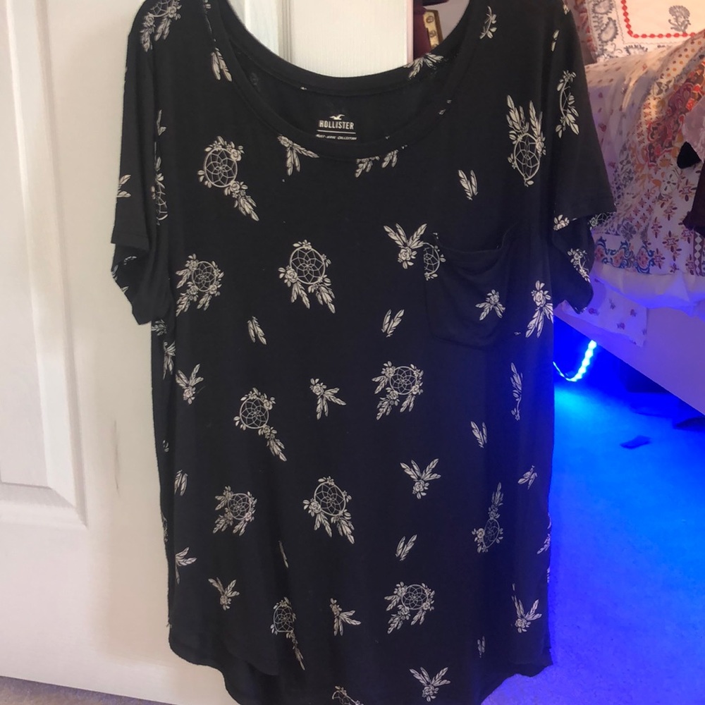 hollister pocket tee